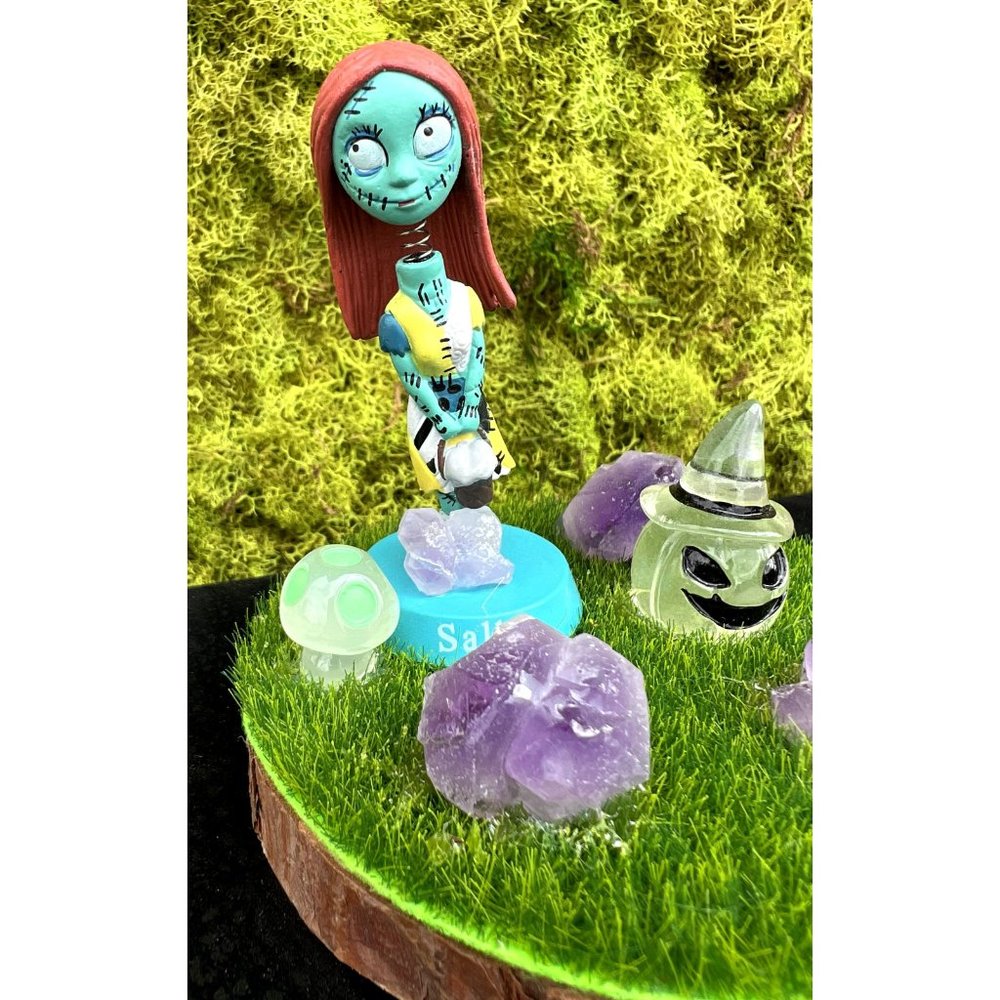 Sally Bobble Head Figure w/ Amethyst pieces - Picture 2 of 6